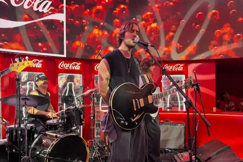 Imagem de Matheus Torres estreia no Rock in Rio com show no Coke Studio