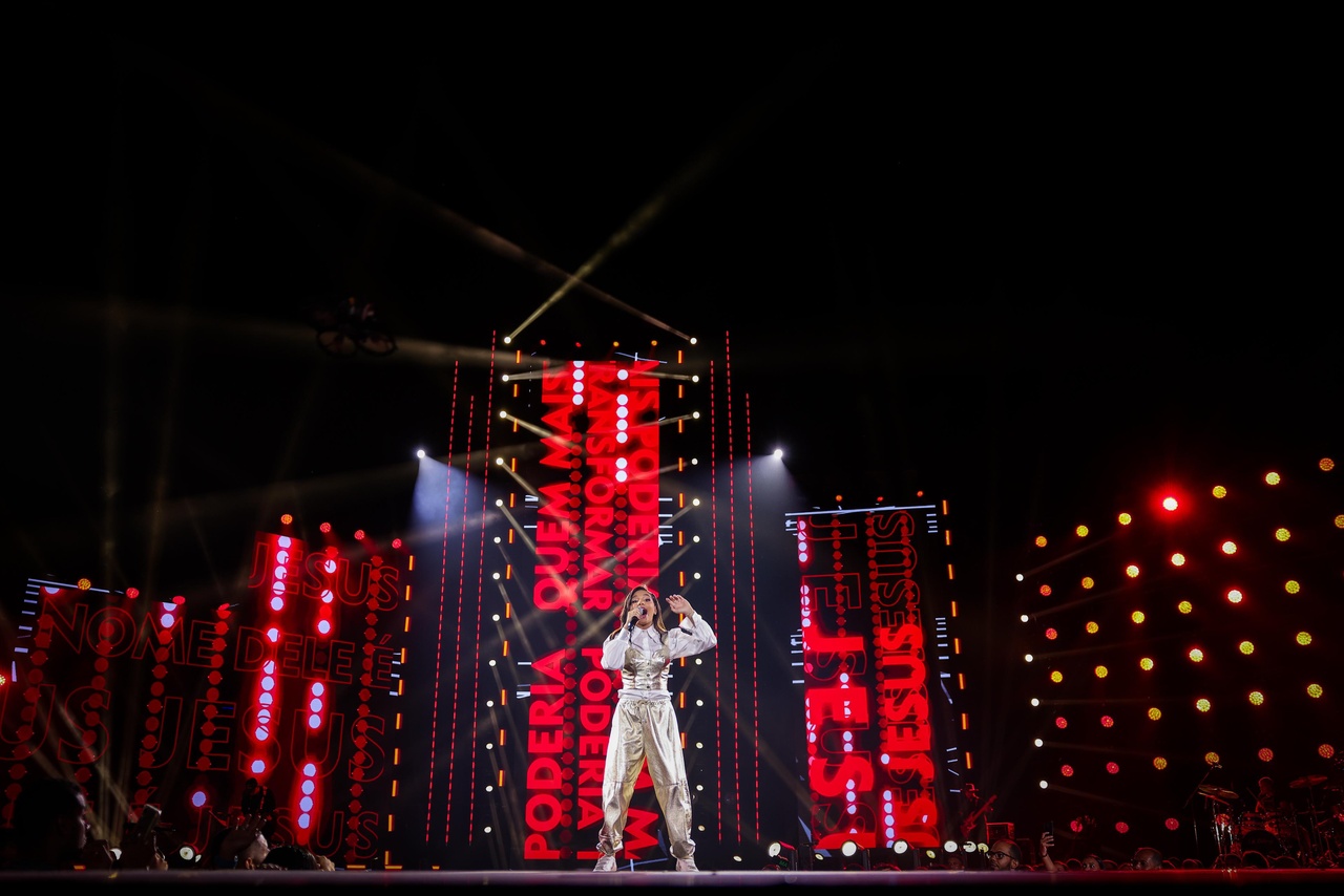 Imagem de Novo fenômeno da música gospel, Maria Marçal grava DVD em Salvador com mega estrutura e milhares de fãs