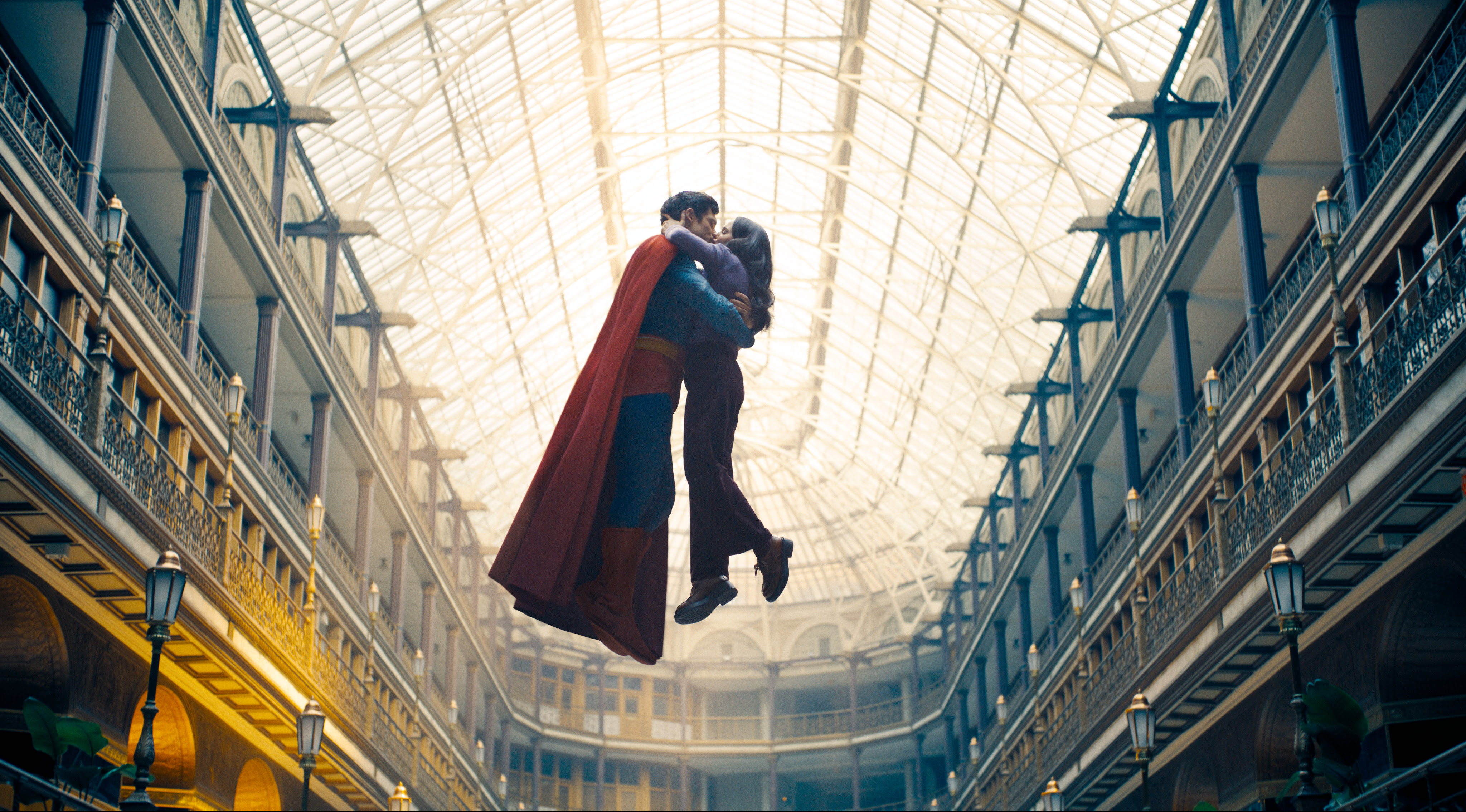 Imagem de 'Superman' segue olhando para cima e conquista a marca de mais de 4 milhões de espectadores no cinema