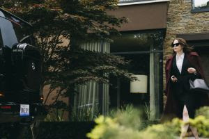 Imagem de Universal Pictures lança primeiro trailer de 'Bugonia', novo filme de Yorgos Lanthimos com Emma Stone