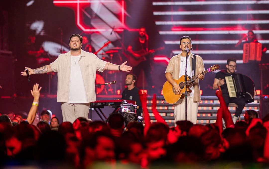 Imagem de Breno & Bernardo lançam “B.O de Sempre” e dão início ao DVD “B&Bendo Por Aí – Edição Guarapari”