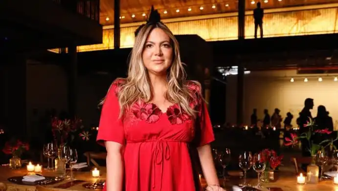 Imagem de Carol Sampaio estreia no Carnaval baiano de 2026 como RP do Camarote Club