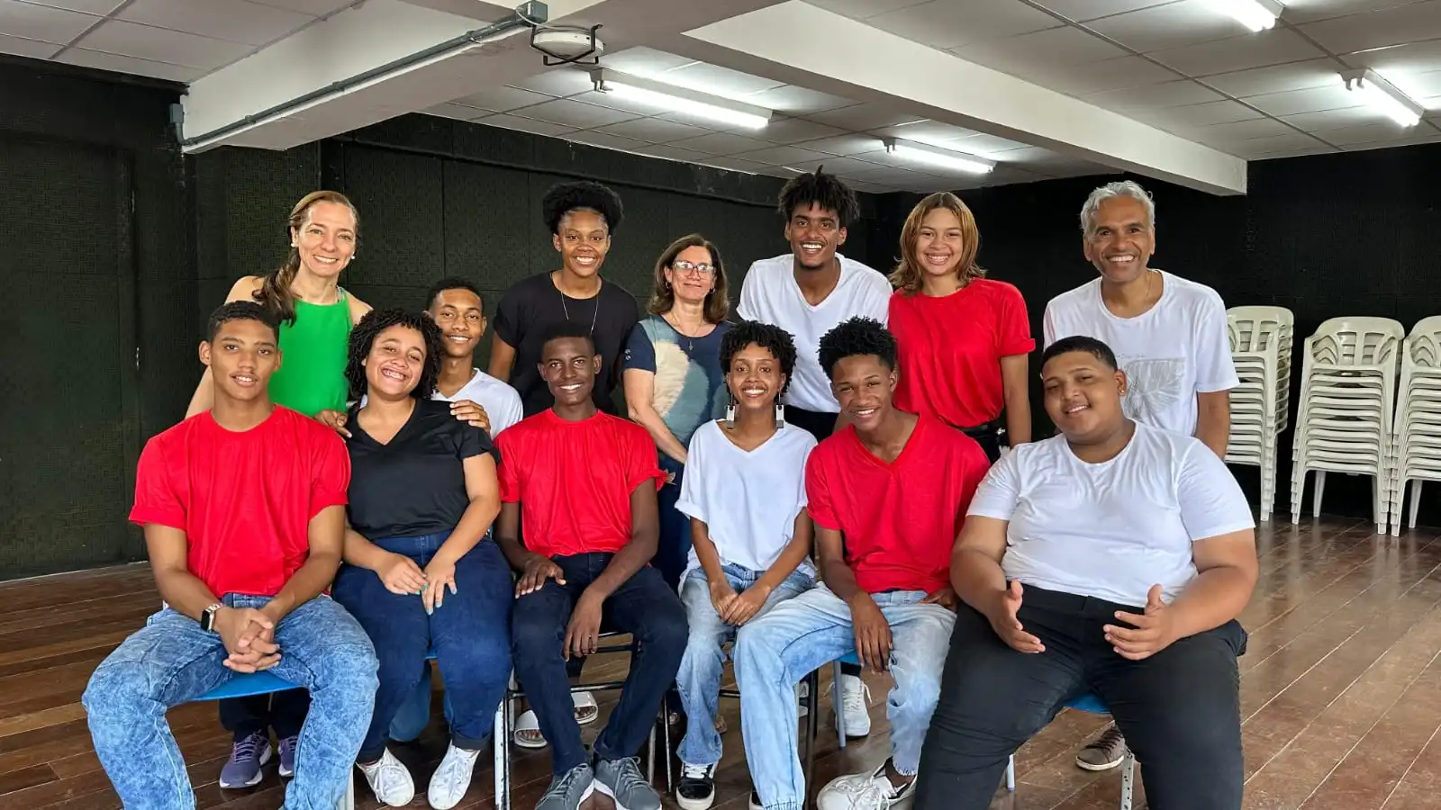 Imagem de Coral do Colégio Estadual Manoel Novaes apresenta sarau “Abrir todas as portas do coração” no Teatro Martim Gonçalves