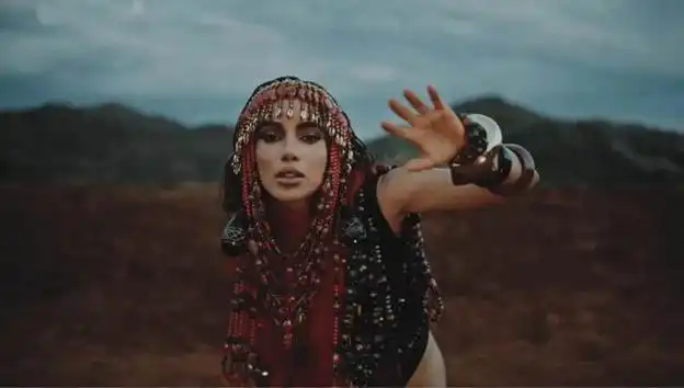 Imagem de Impulsionada por “Choka Choka”, Anitta cresce 147% na Deezer