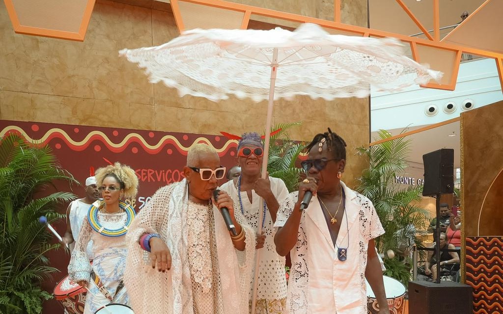 Imagem de Cortejo Afro abre programação e celebra protagonismo de afroempreendedores no Salvador Shopping