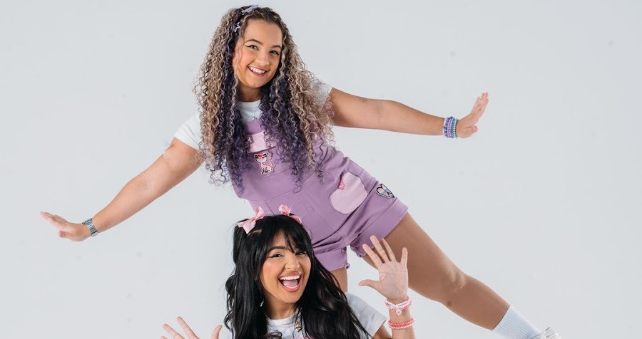 Imagem de Kysha e Mine fazem bloquinho de Carnaval no Rio de Janeiro