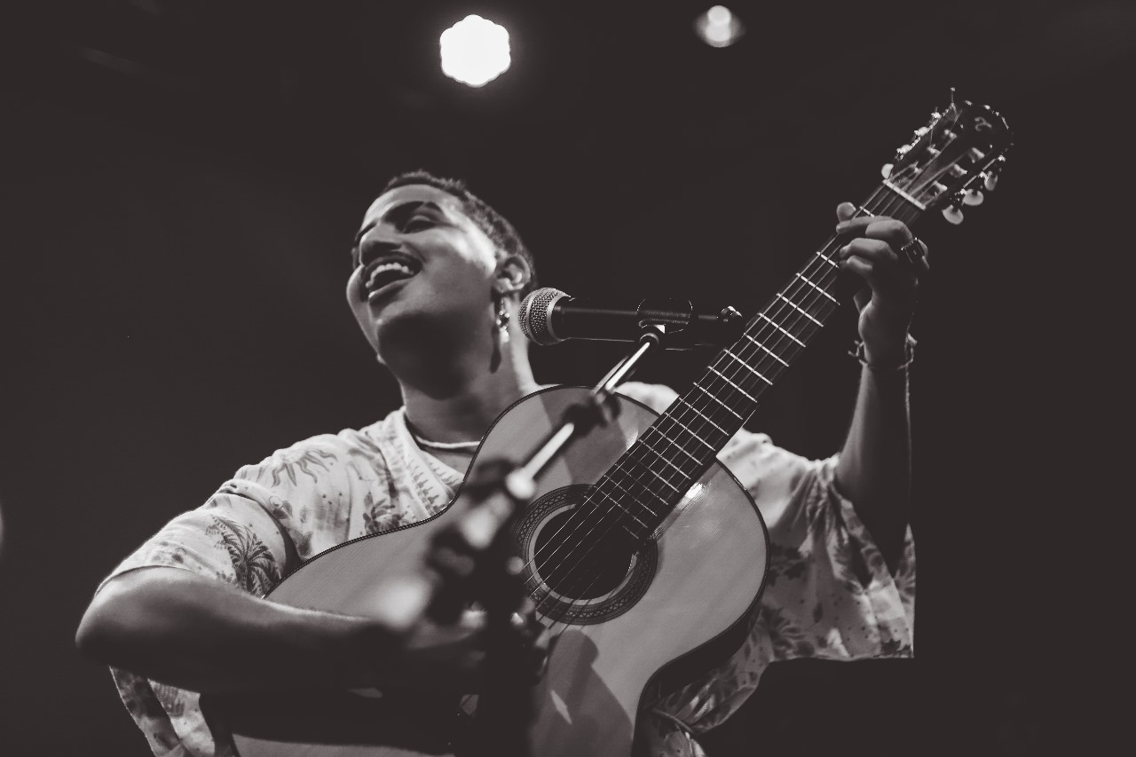 Imagem de Artista Juazeirense, Fatel se apresenta nesta sexta (12) no Teatro Sesc Casa do Comércio