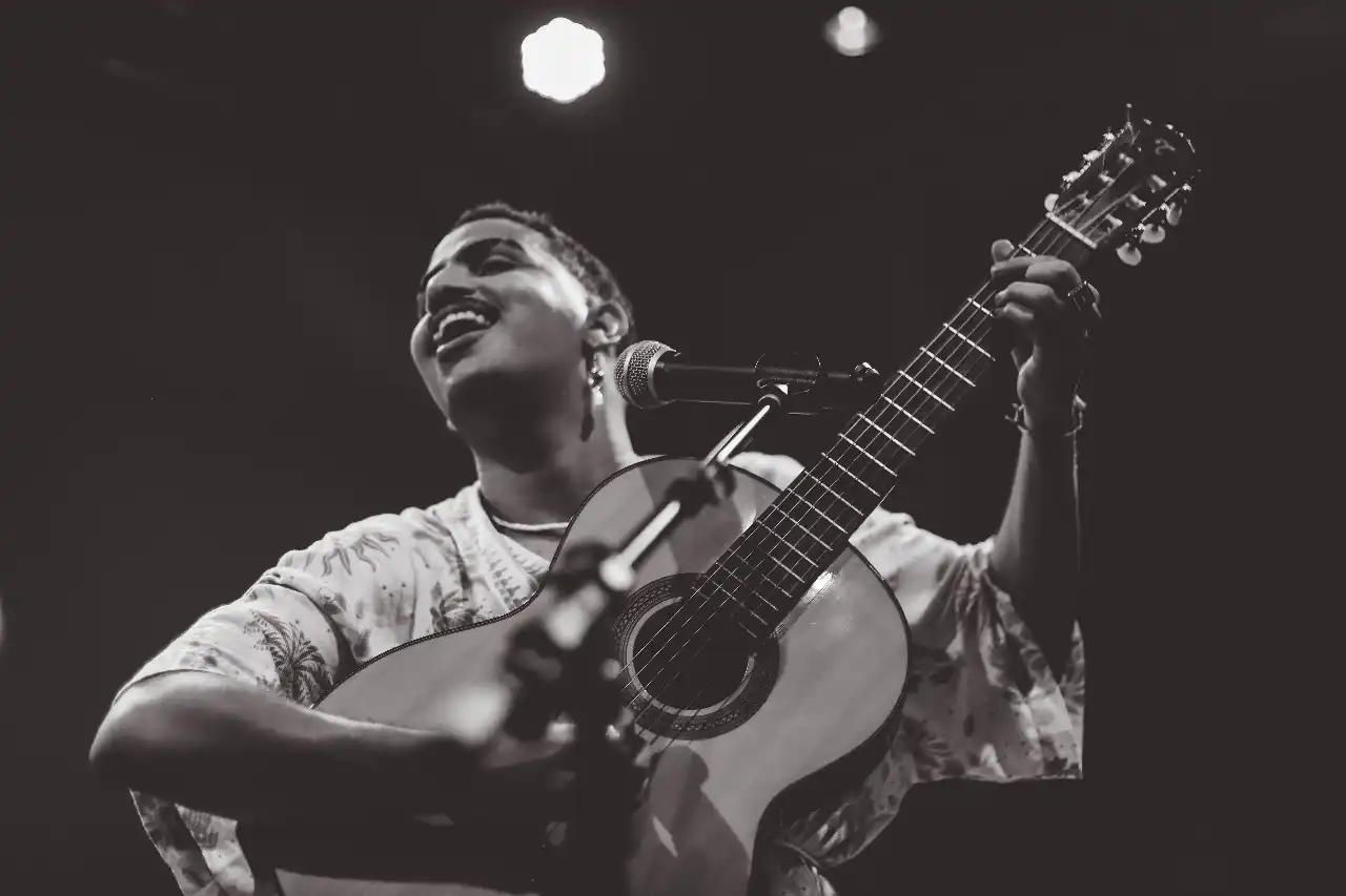 Imagem de Artista Juazeirense, Fatel se apresenta nesta sexta (12) no Teatro Sesc Casa do Comércio