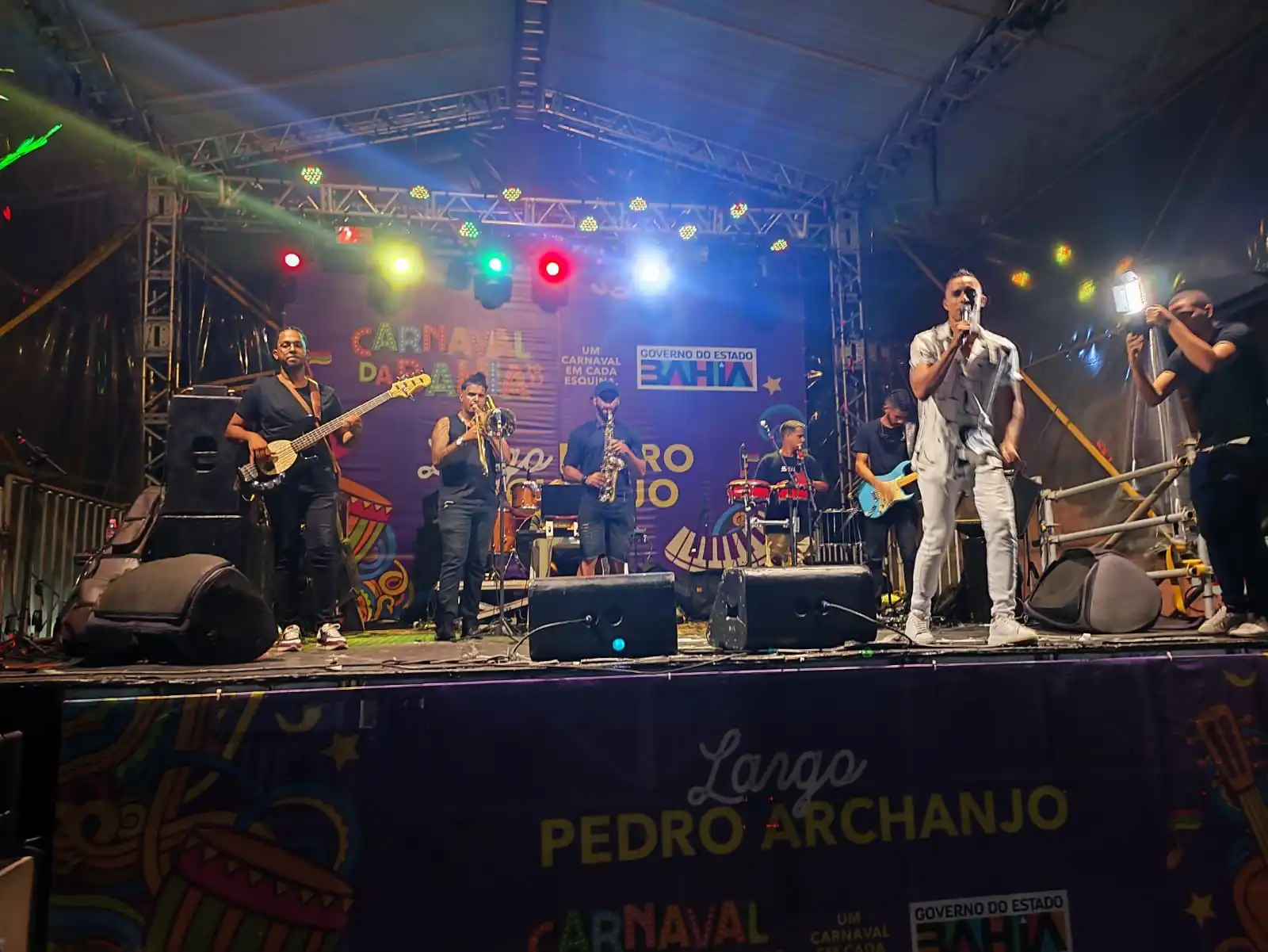 Imagem de Cantor e compositor Lukas Top celebra a receptividade do público no Carnaval