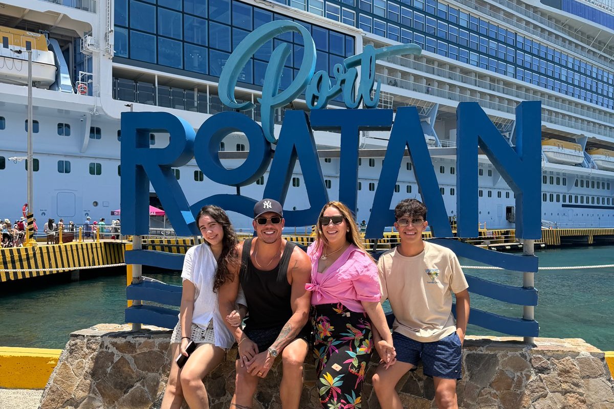 Imagem de Rubynho curte férias em família e passa por três países