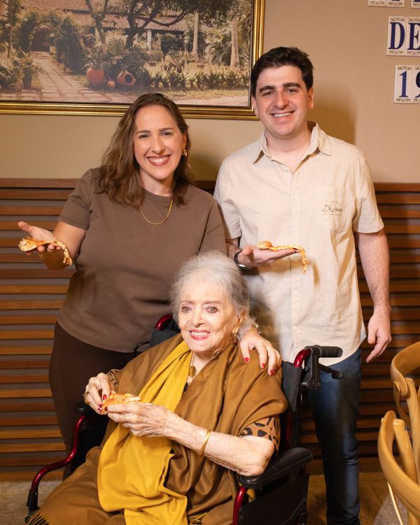 Guido, Lara e Dona Liana