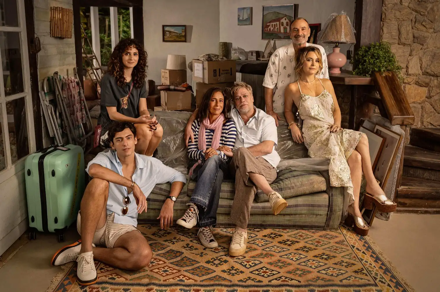 Imagem de Andrea Beltrão, Fábio Assunção, Claudia Abreu e Marco Ricca integram o elenco de "Enfim Sós", nova série da Netflix