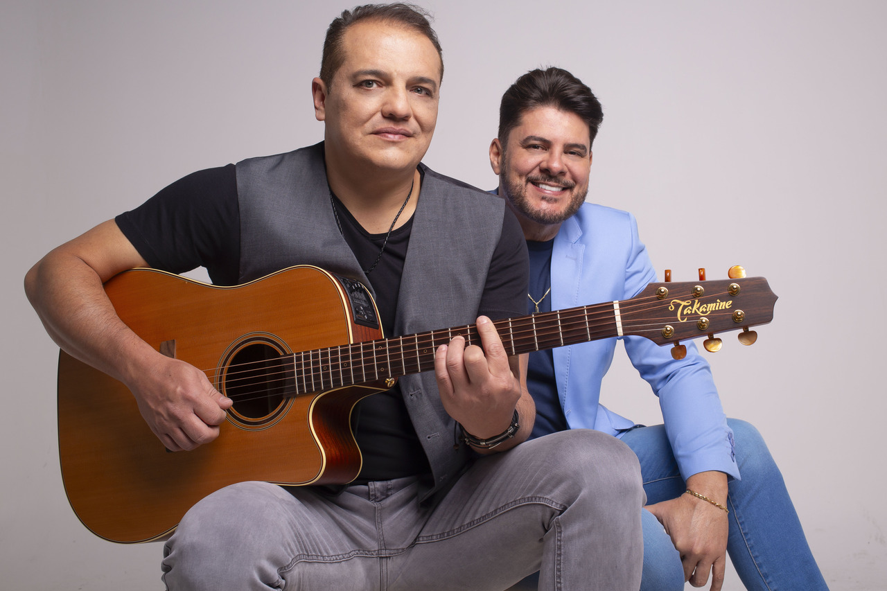 Imagem de Dupla Sandro e Gustavo anuncia retorno e lançamento de novo single "É só dizer o preço" pela Radar Records