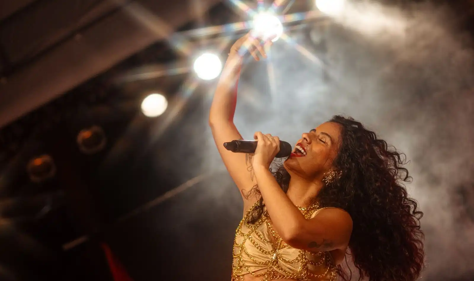 Imagem de Andrezza faz show gratuito no Teatro Sesc Casa do Comércio nesta sexta (13)