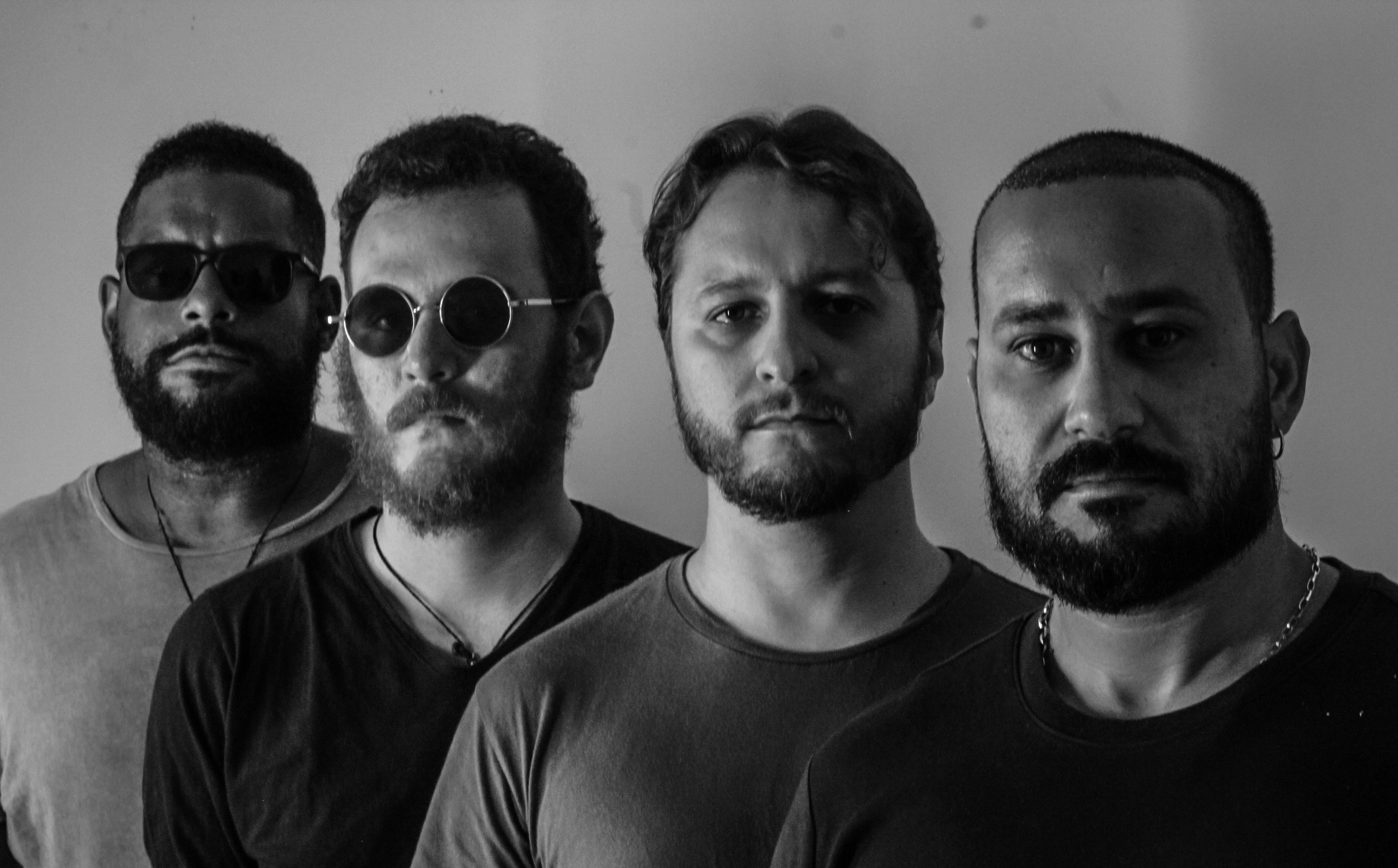 Imagem de Semivelhos lança disco após hiato de 5 anos da banda