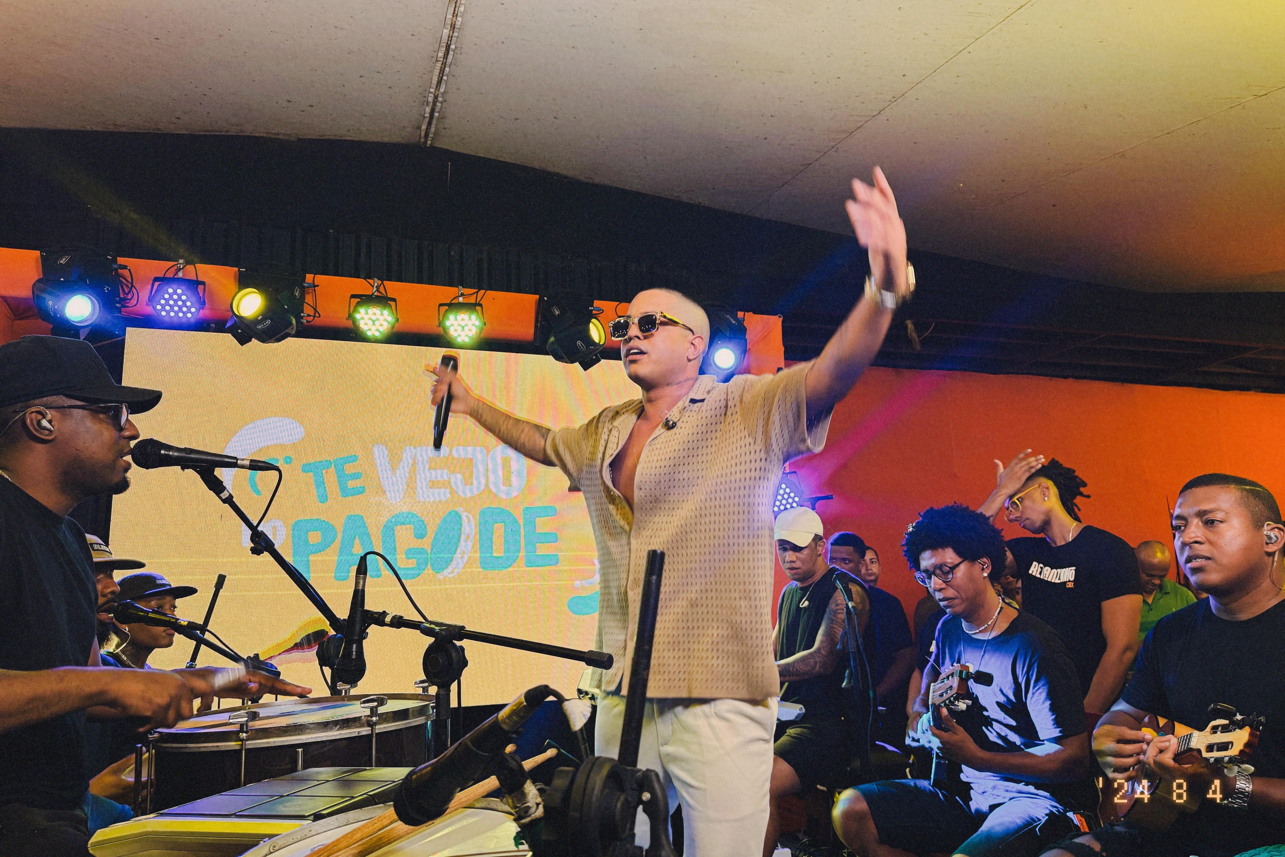Imagem de Renanzinho CBX anuncia 4ª edição do “Te Vejo no Pagode” no Mercado Modelo