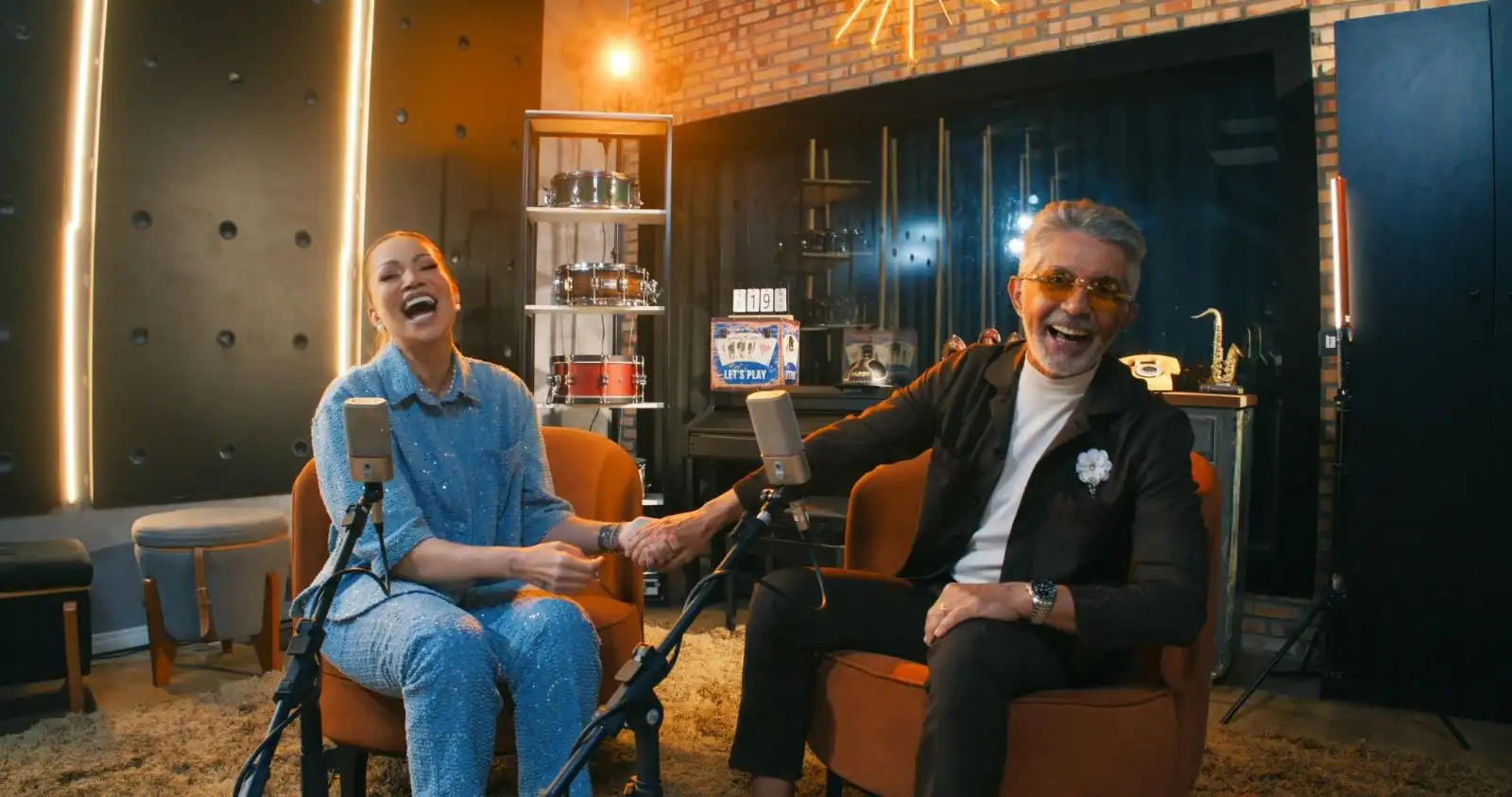 Imagem de Adelmario Coelho lança feat romântico com Solange Almeida para o Dia dos Namorados
