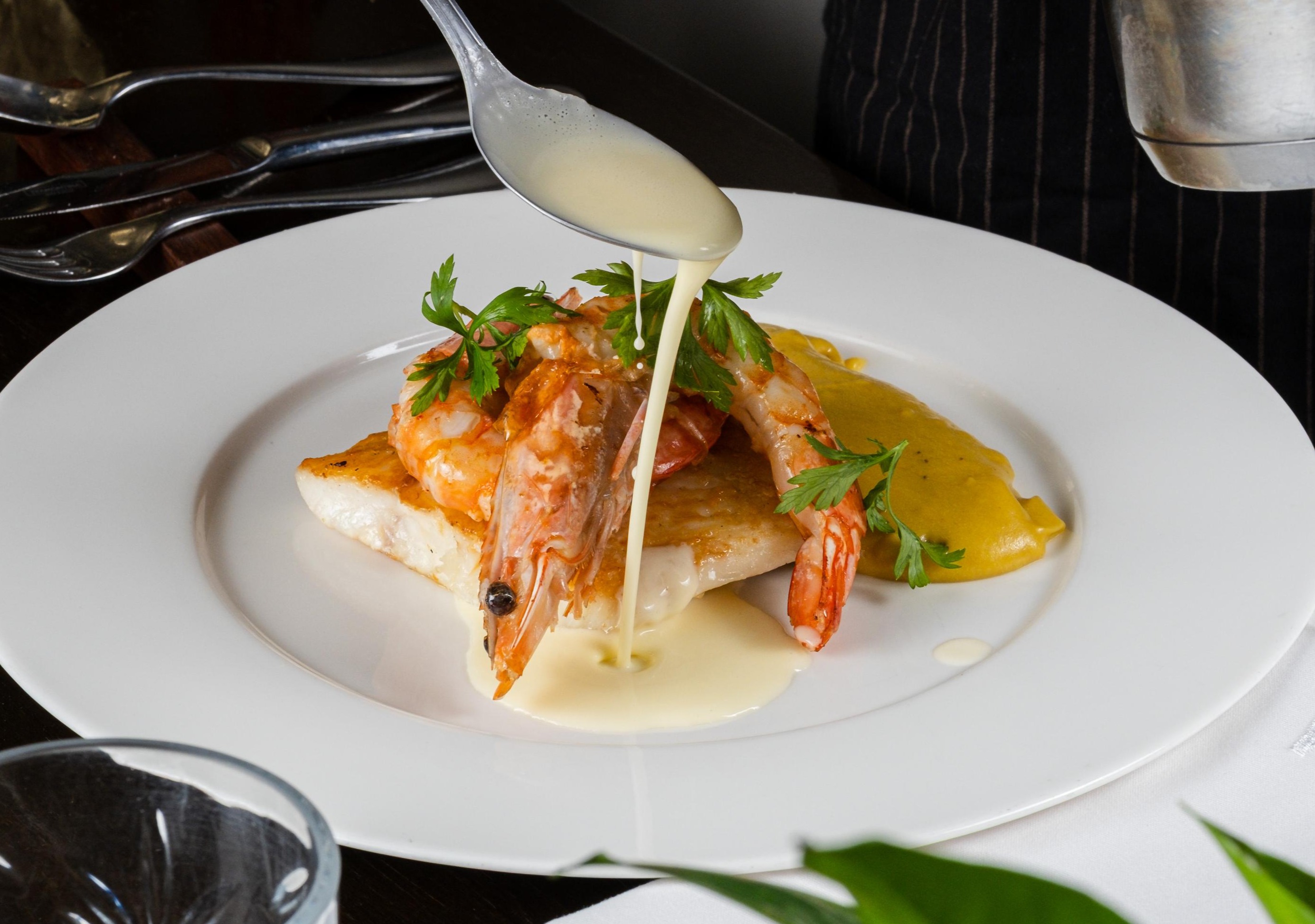 Imagem de Restaurante do Fera Palace Hotel apresenta seu Dueto do Mar na Grelha para o Dia das Mães
