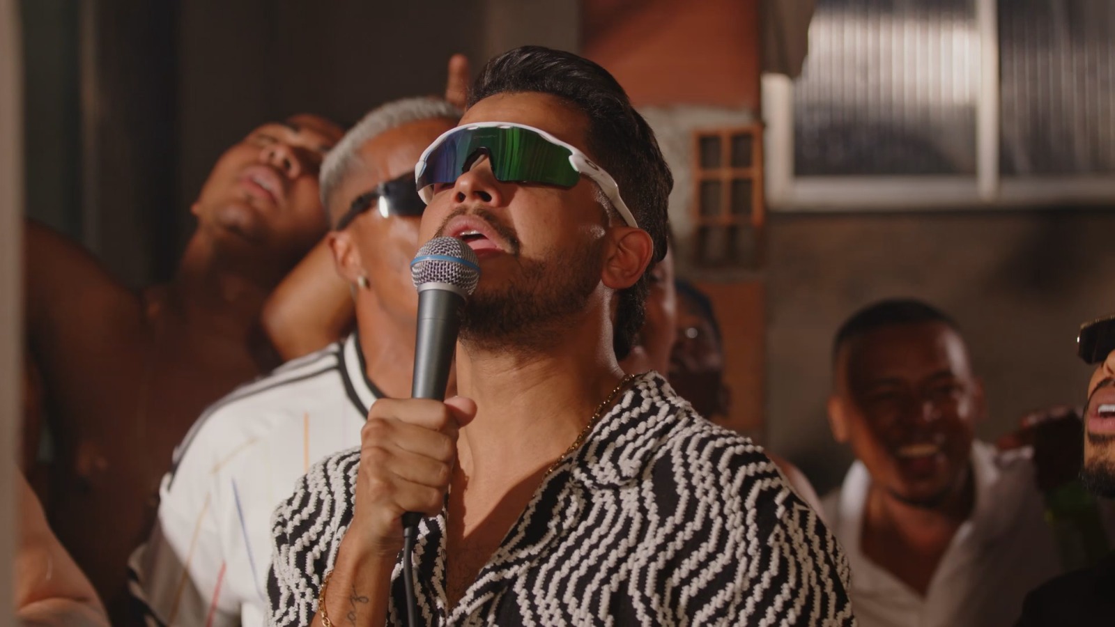 Imagem de Mikael Santos lança clipe de hit nacional “Meu Bem Querer”, gravado em Salvador