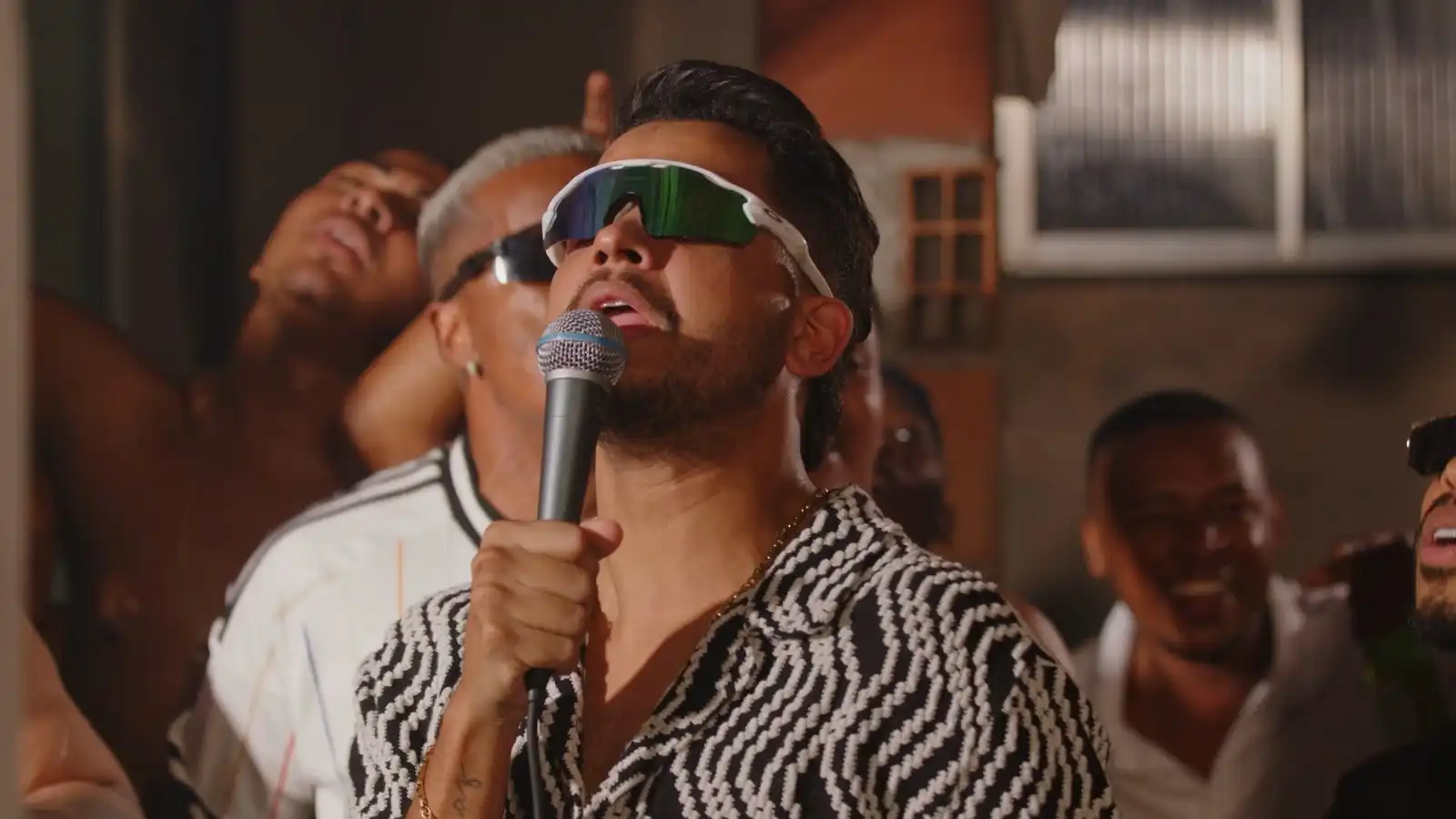 Imagem de Mikael Santos lança clipe de hit nacional “Meu Bem Querer”, gravado em Salvador