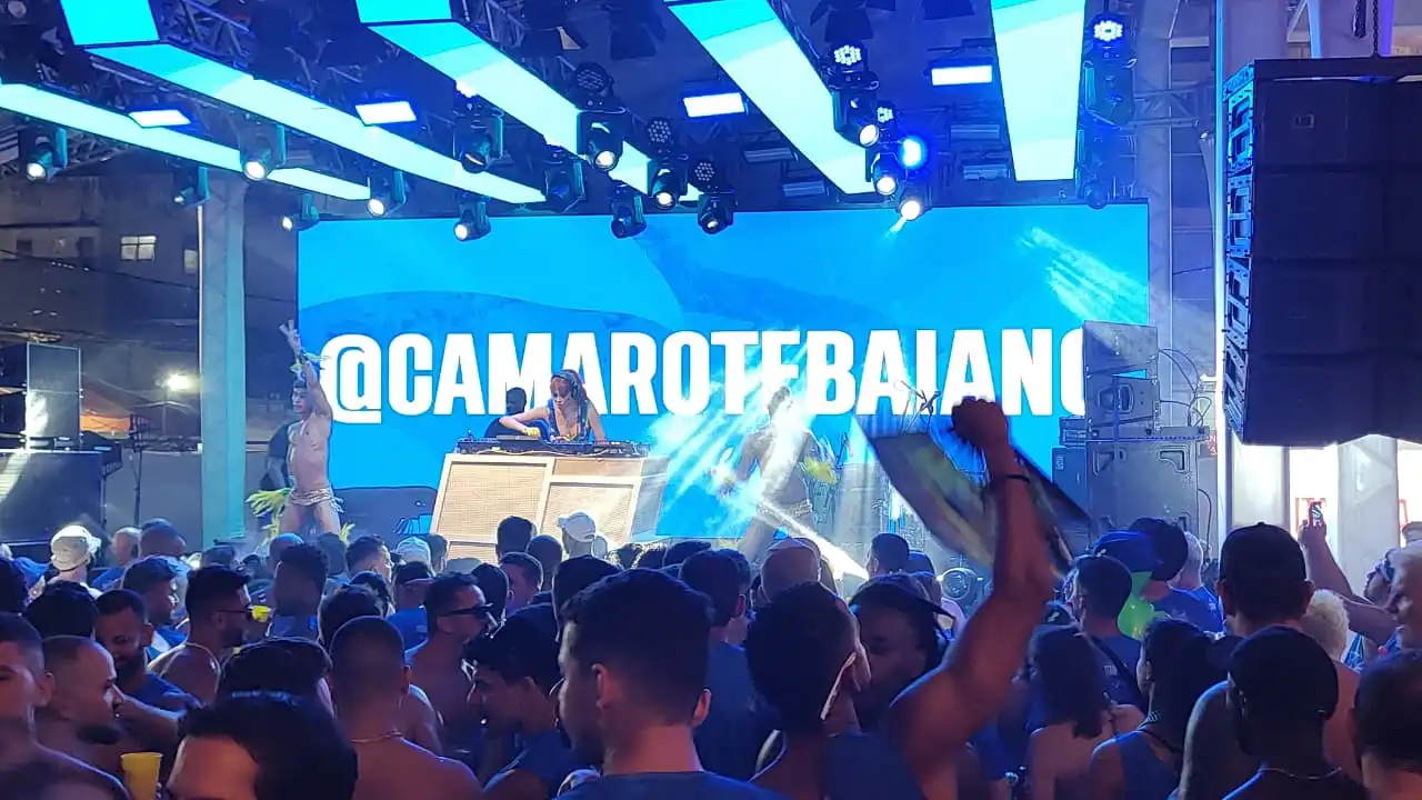 Imagem de Camarote Baiano tem casa cheia e muito agito no primeiro dia oficial do Carnaval 2026