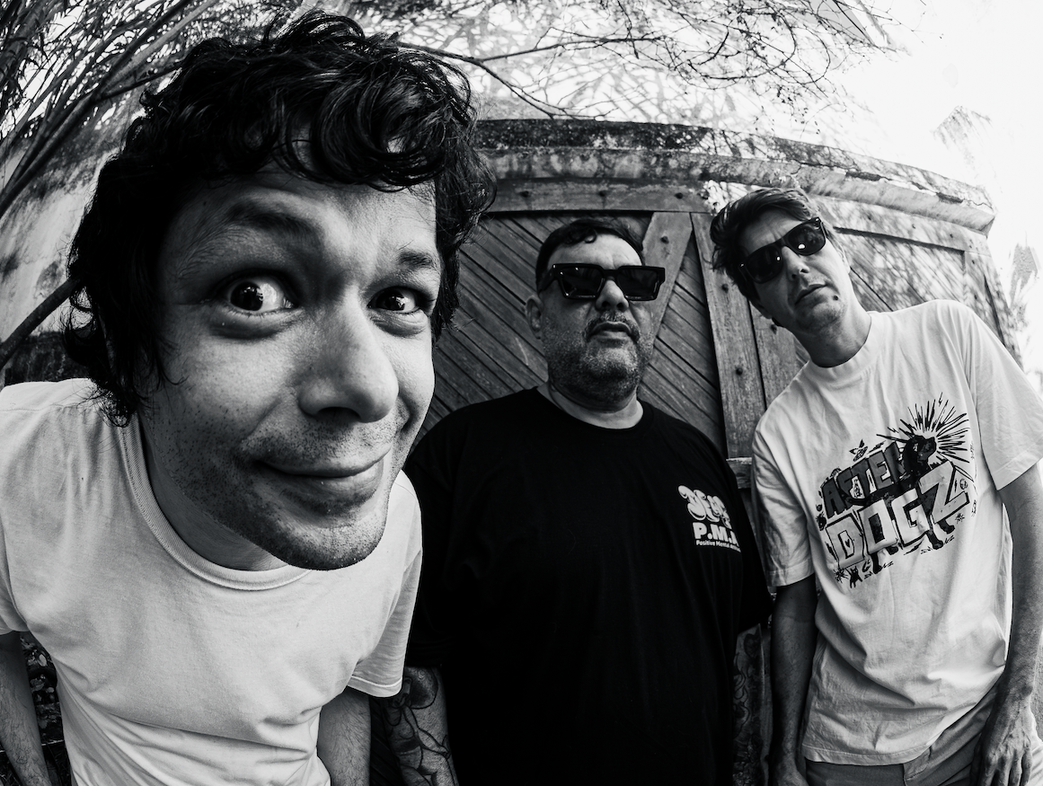 Imagem de AFTERGODZ explora lado mais direto e melódico no single “Cherry Trees”