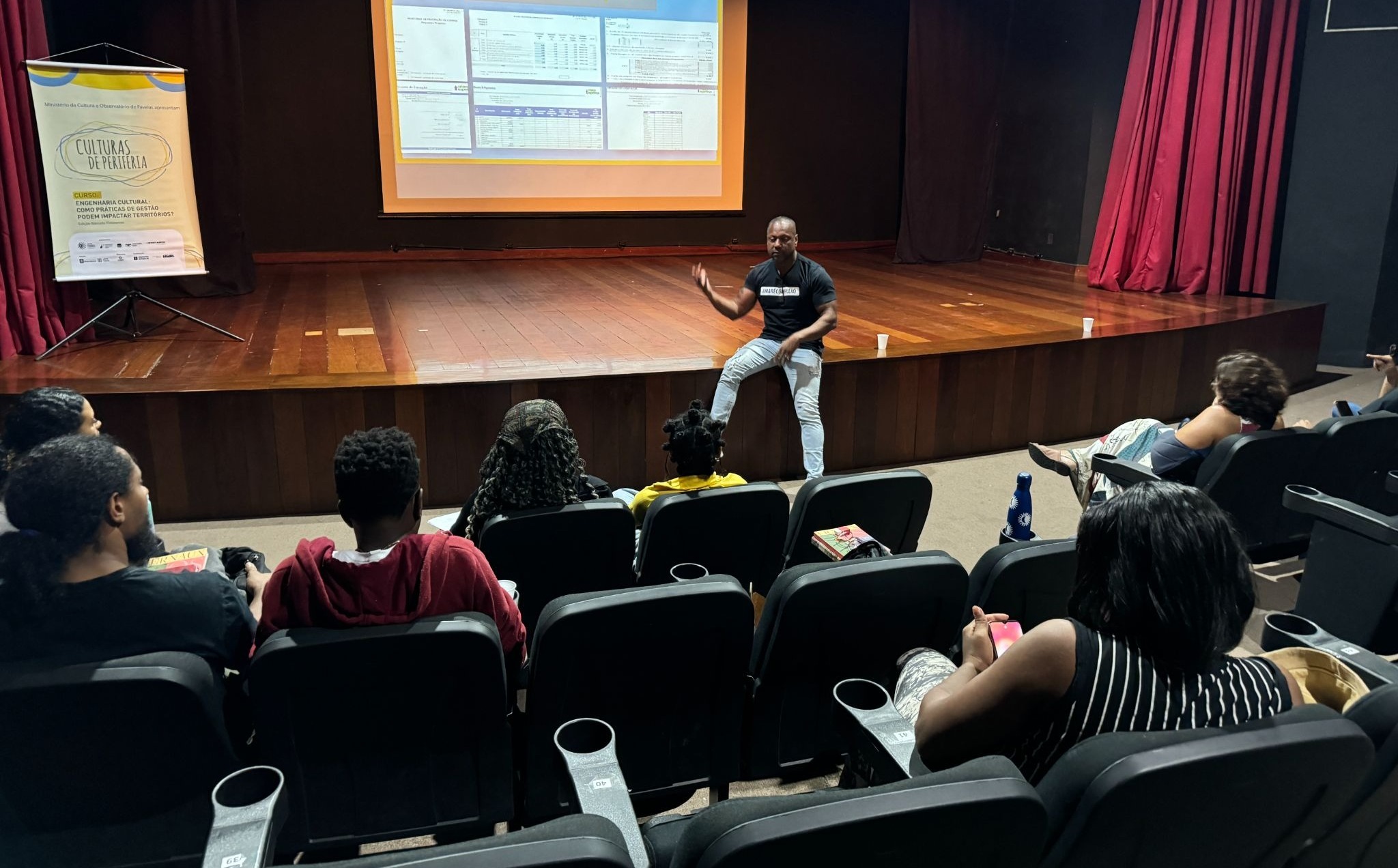 Imagem de Curso gratuito de Gestão Financeira e Prestação de Contas para Projetos Culturais quer fortalecer atuação de profissionais nas favelas e periferias