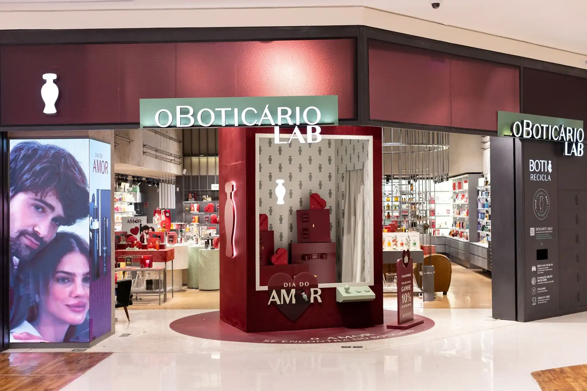Imagem de O Boticário convida consumidores para ativação interativa que celebra o Dia do Amor em mais de 40 lojas