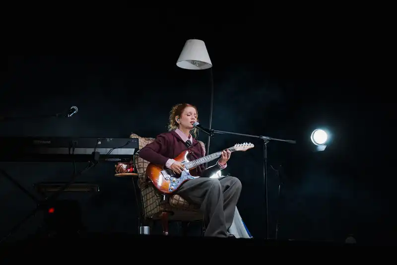 Imagem de  Carol Biazin encerra turnê acústica em Campo Mourão, cidade onde cresceu
