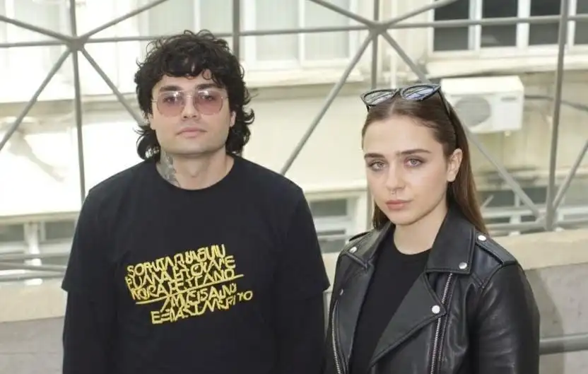 Imagem de O Glamour da Solidão: Pablo Vermell e Livia (ARG) lançam single "En Mi Cuarto"