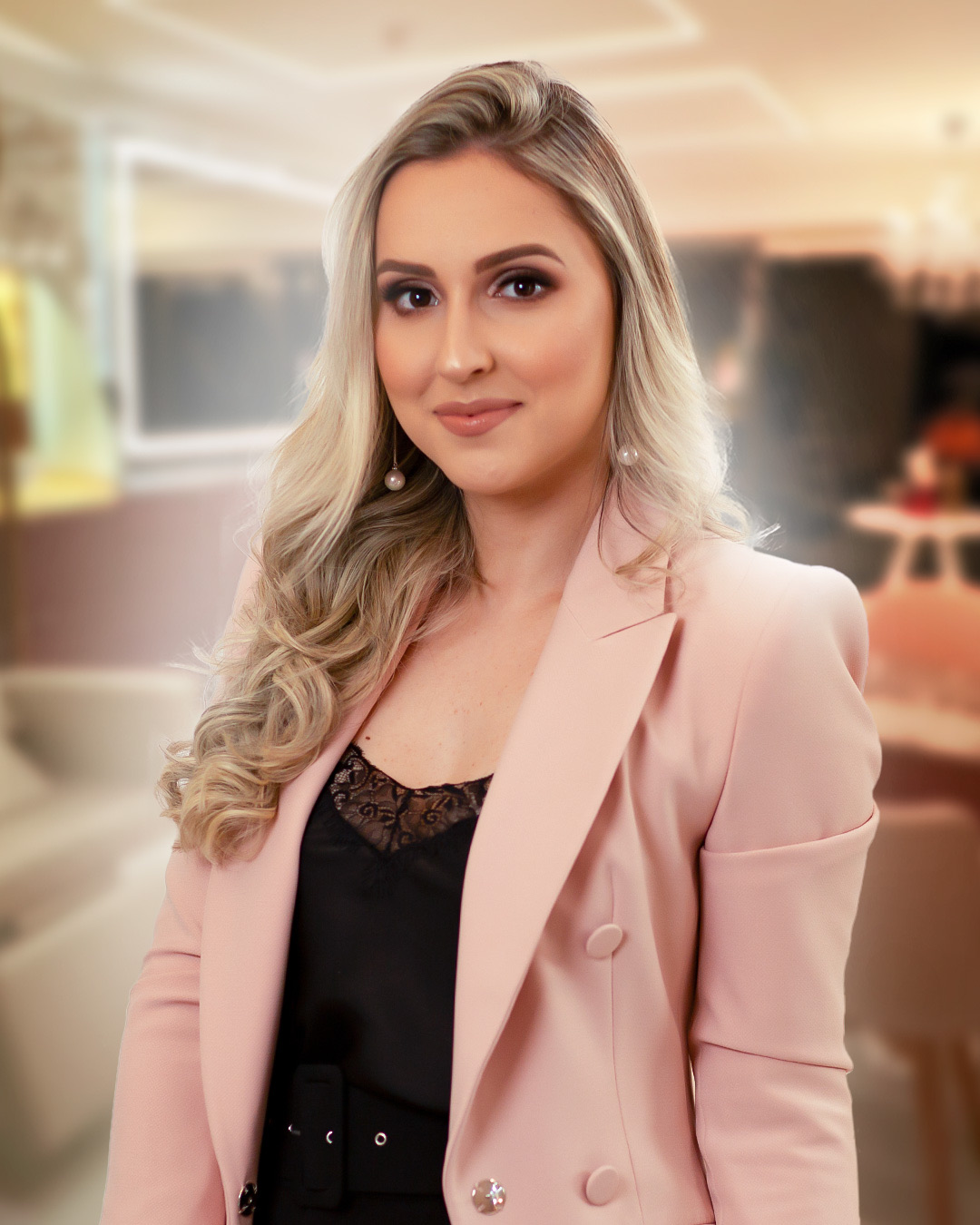 Imagem de Maquiadora Marianna Calfa inaugura novo ateliê e expande atendimentos