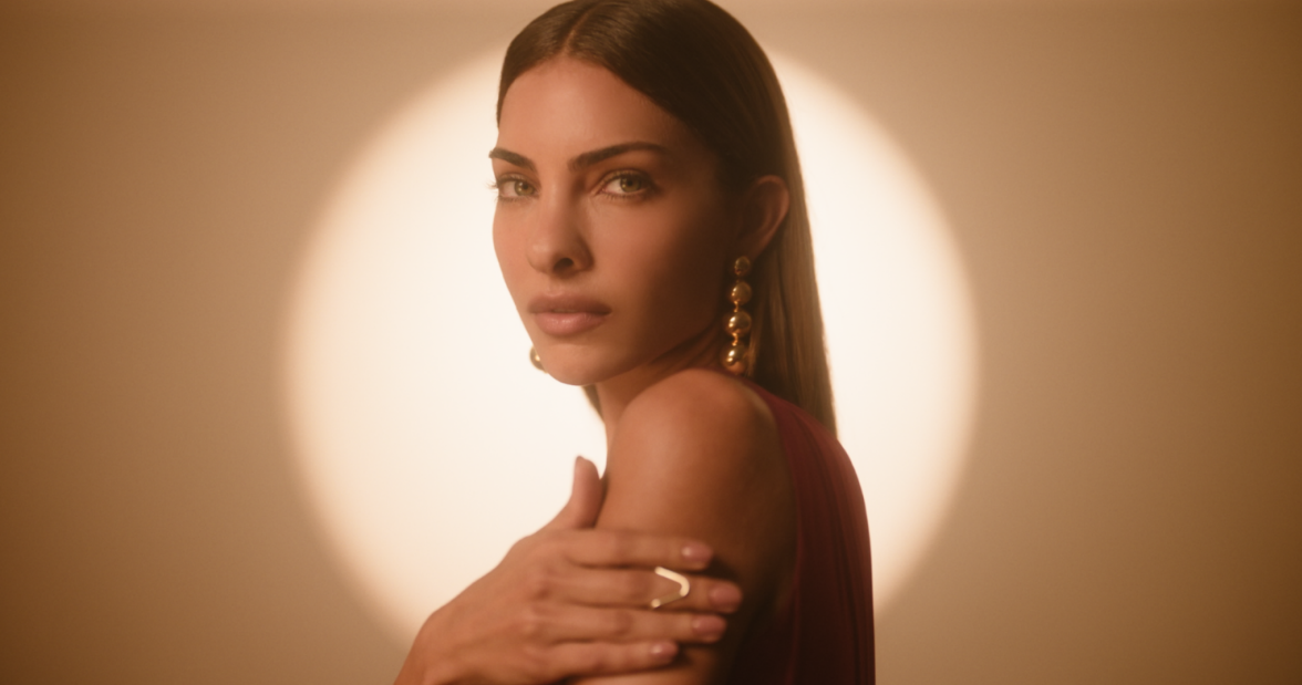 Imagem de Em ação na novela Três Graças, O Boticário rompe a tela e lança Nativa SPA Rosas Secretas