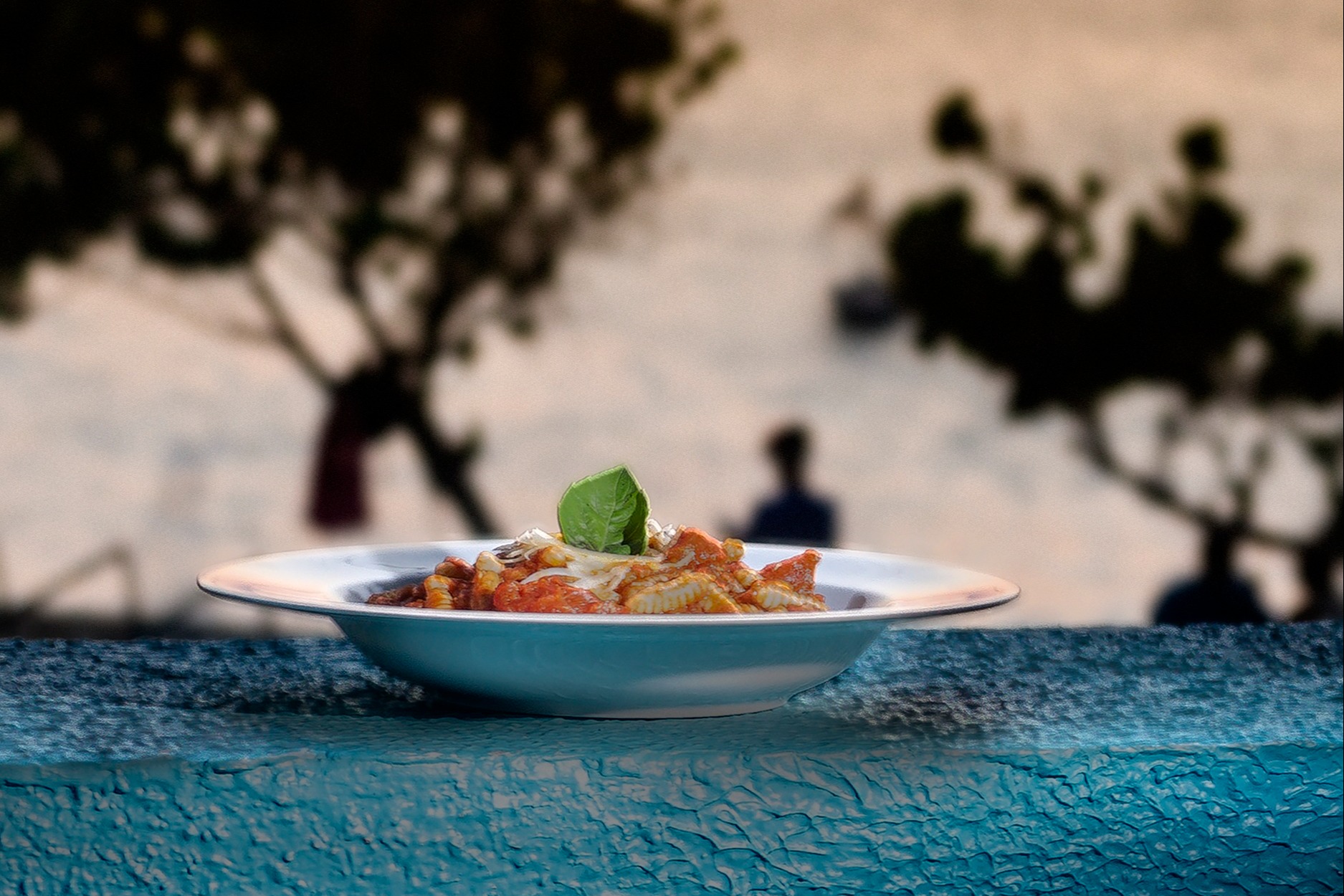 Imagem de Isola Cucina Italiana celebra o Dia de Iemanjá em Salvador