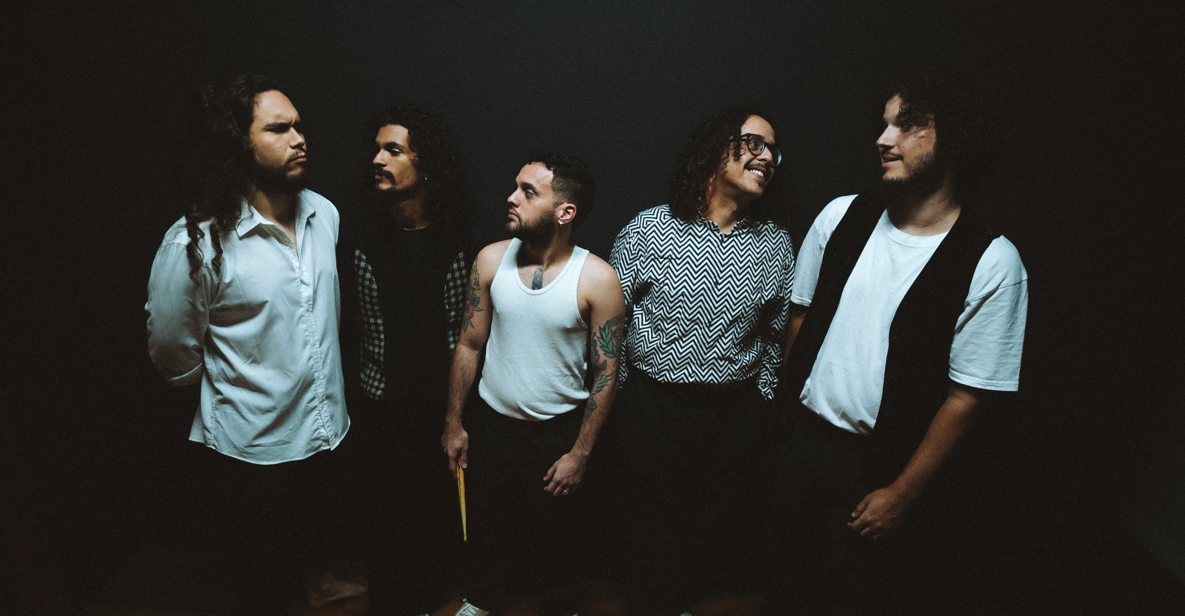 Imagem de Colibri lança 3R [pt. II], o capítulo mais intenso de sua trilogia de discos