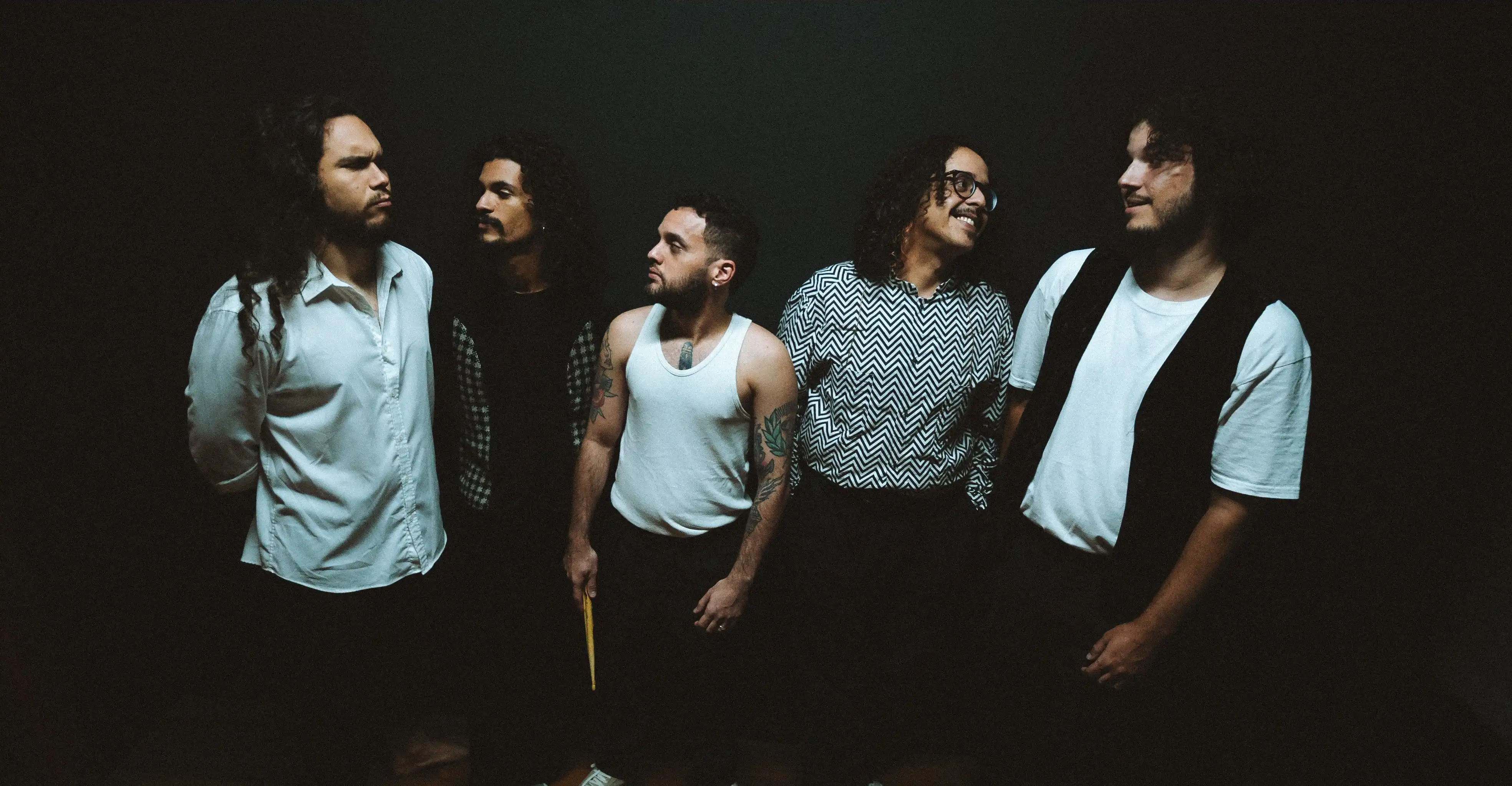 Imagem de Colibri lança 3R [pt. II], o capítulo mais intenso de sua trilogia de discos
