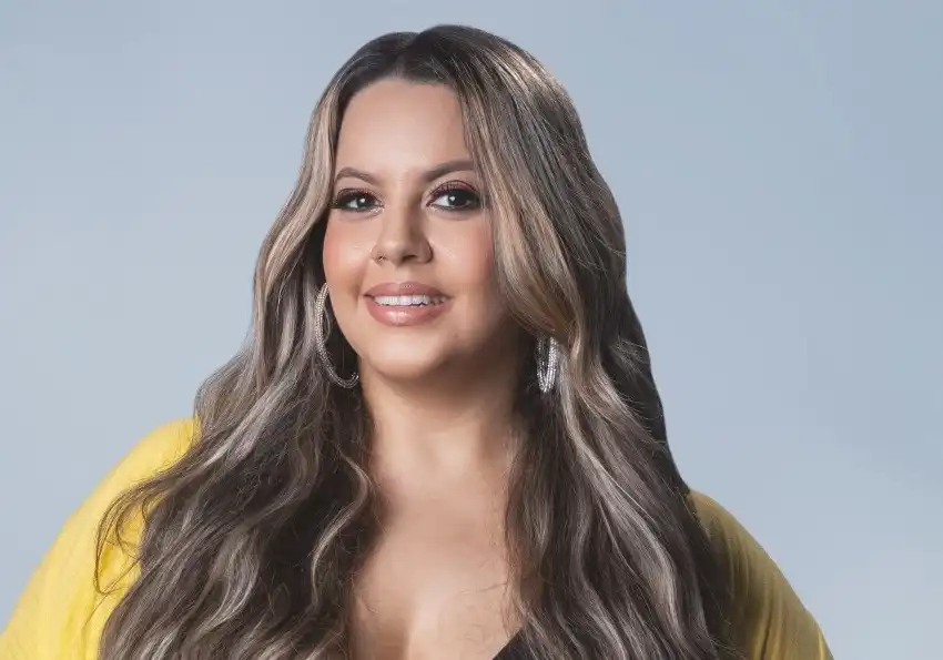 Imagem de Cantora baiana, Layla Santiago, lança single autoral em todas as plataformas digitais