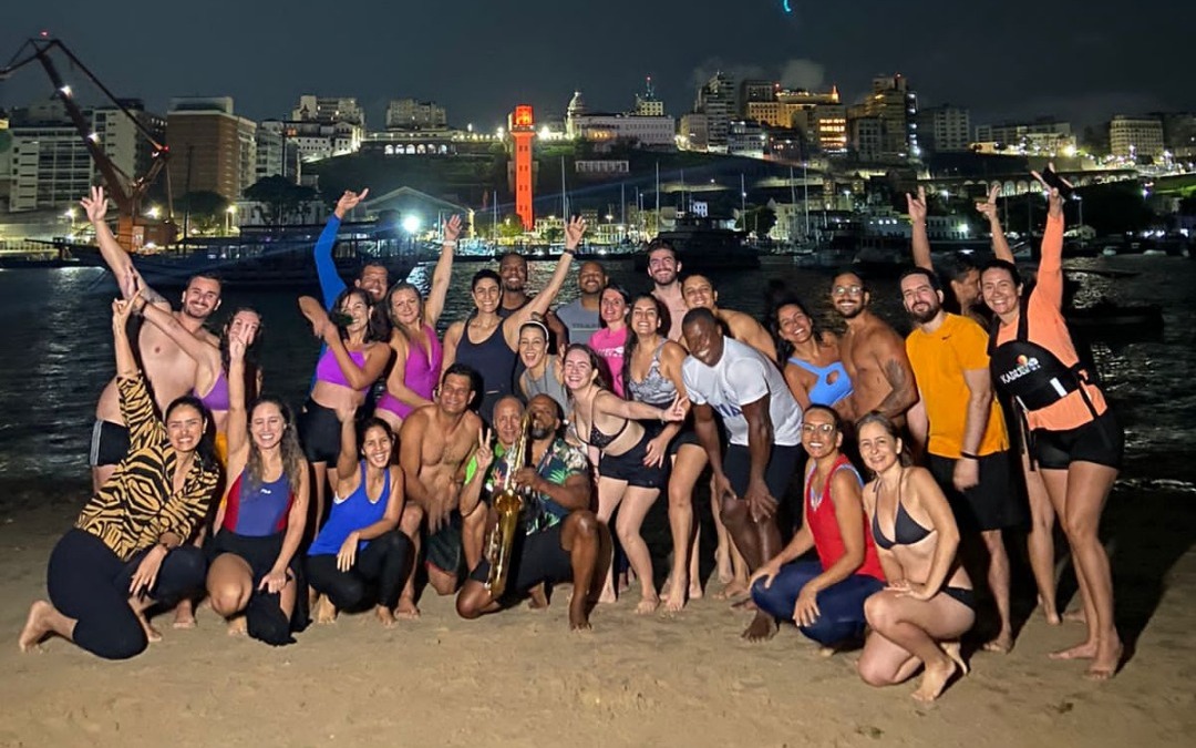 Imagem de ‘Remada da Lua Cheia’ acontece na Praia da Preguiça com música ao vivo, dia 28