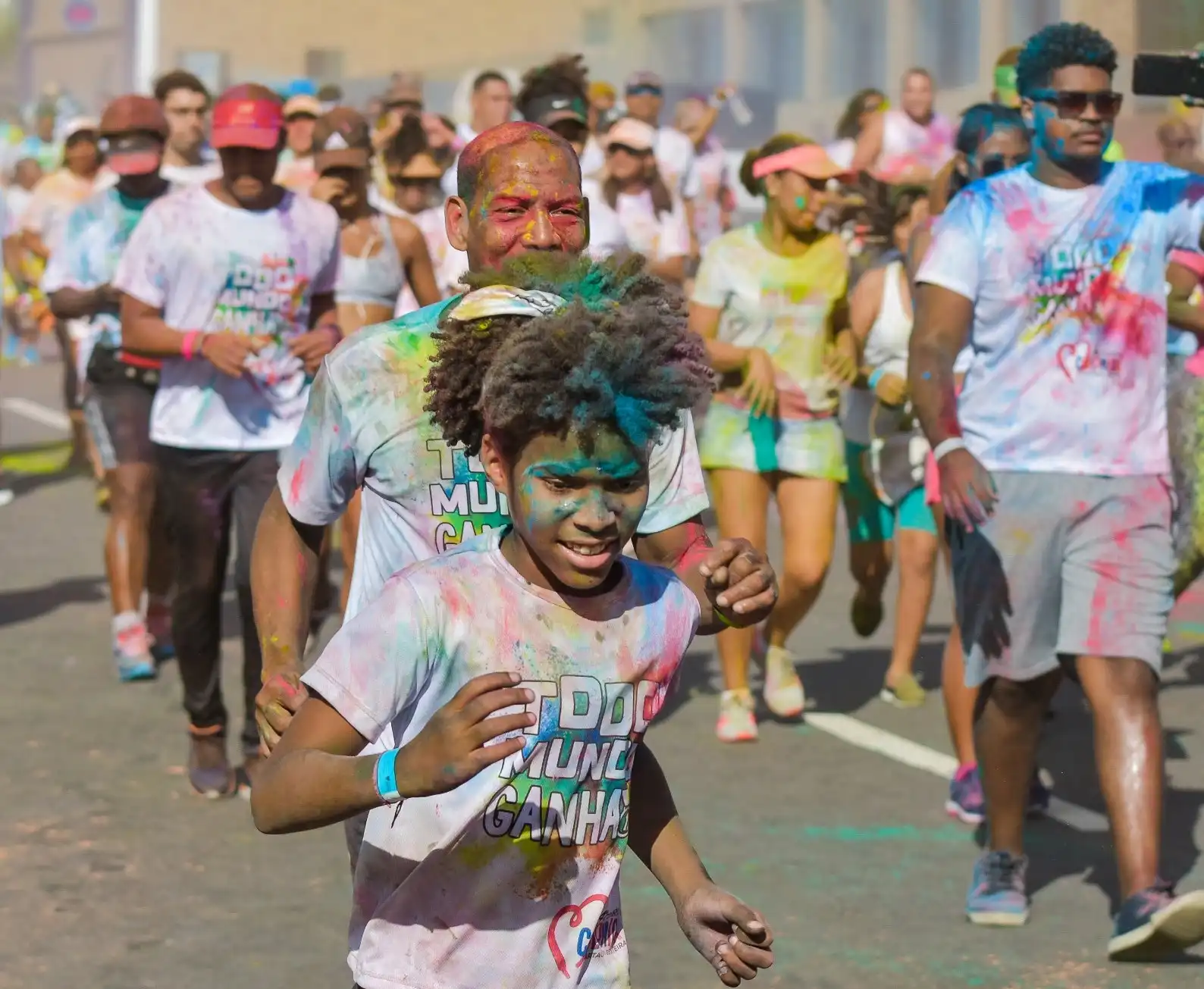 Imagem de Drogaria São Paulo se junta ao Martagão Gesteira na Corrida Colorida