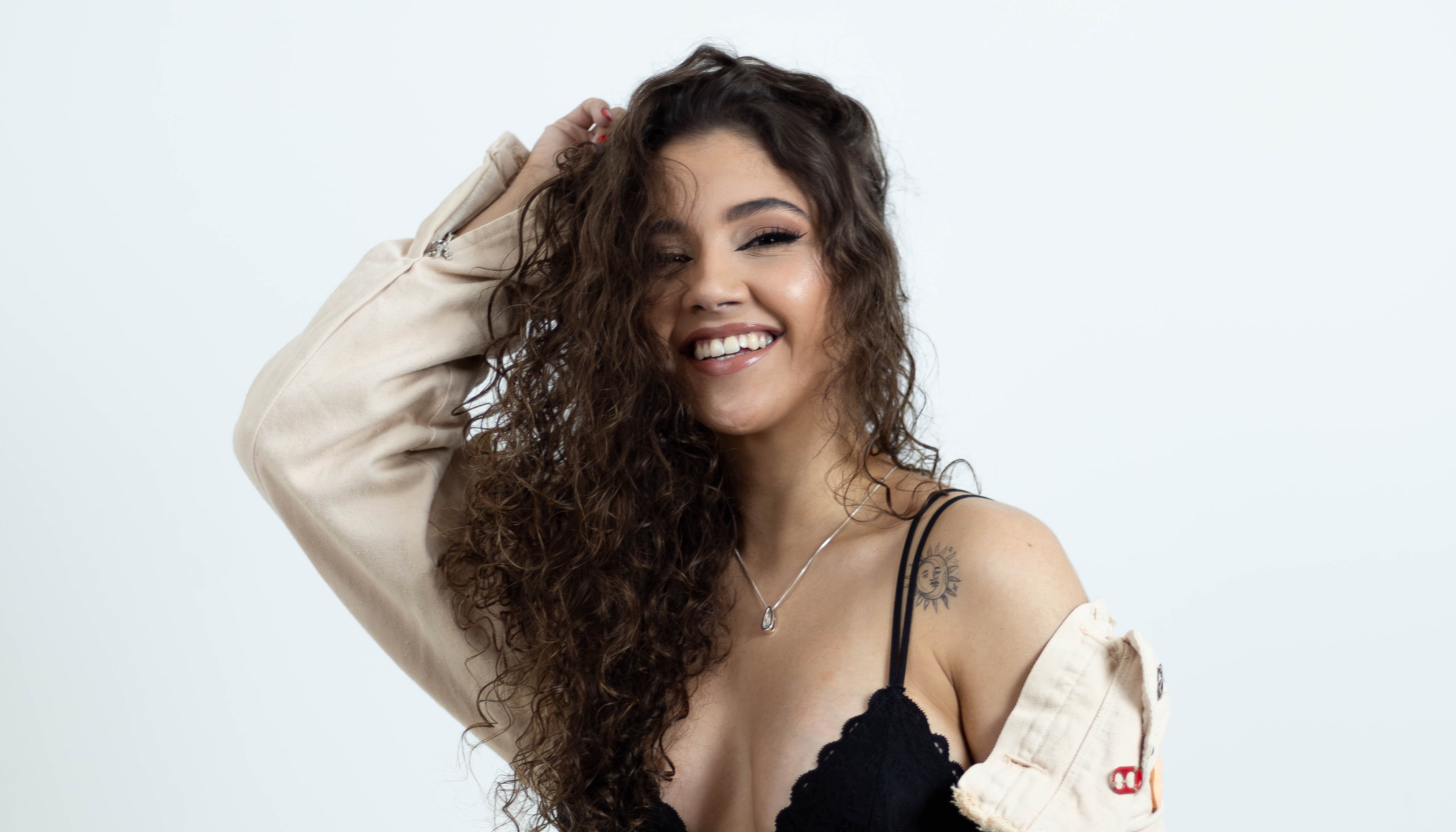 Imagem de Thauane Fontinelle lança o single “Fã ou Hater”