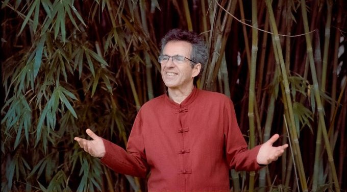 Imagem de Péricles Cavalcanti lança novo álbum "Compositor"