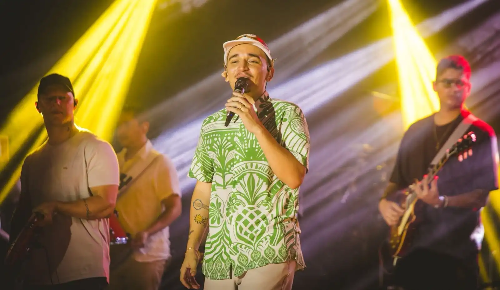 Imagem de Com ingressos esgotados, Climinha de São João recebe show de João Gomes