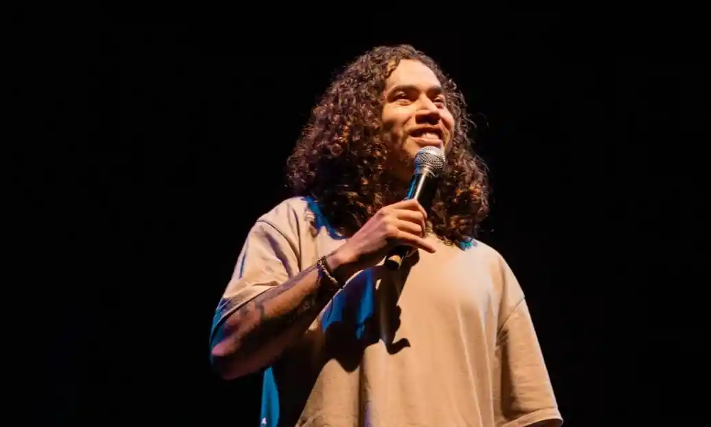 Imagem de Whindersson Nunes leva sucesso de sua turnê “Isso Definitivamente Não é um Culto” para Rio Grande do Sul