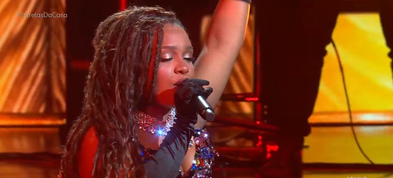 Imagem de Cinara garante classificação para a semifinal do “Estrelas da Casa” ao som de “Lady Marmalade”