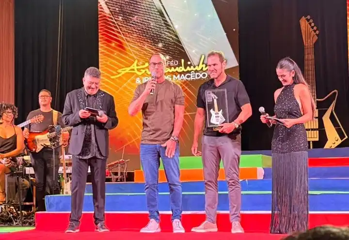 Imagem de Camarote Brahma Salvador é eleito o melhor do Carnaval 2026 no Troféu Armandinho e Irmãos Macedo