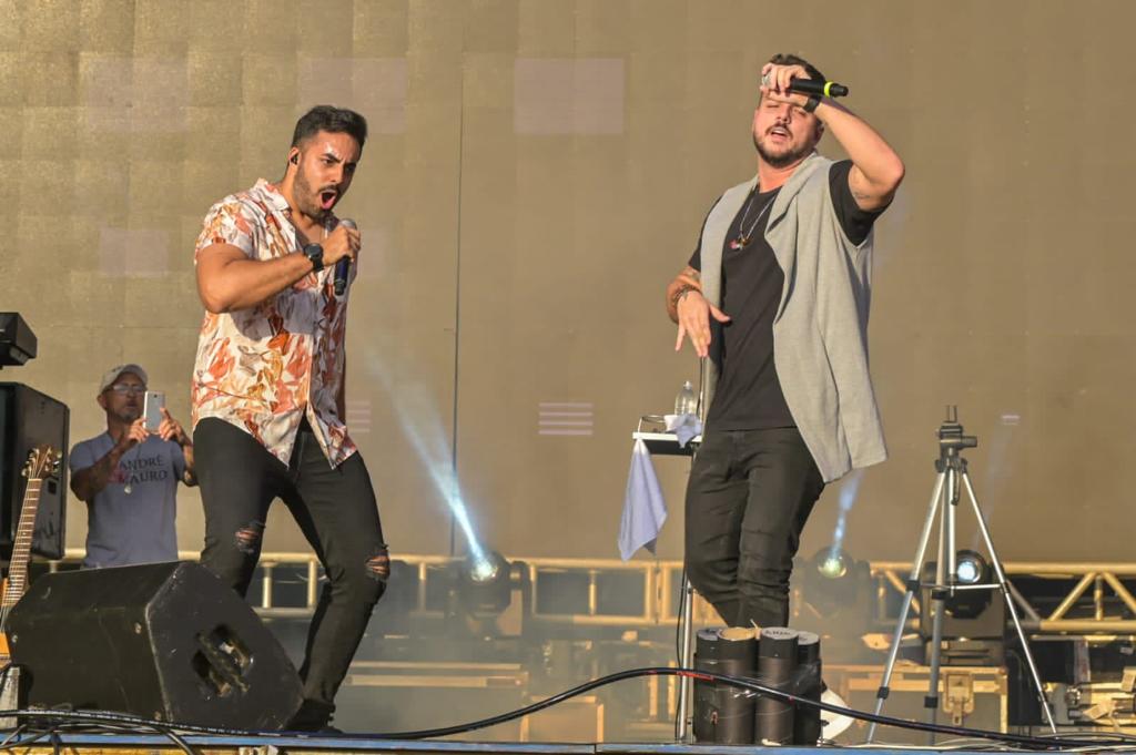 Imagem de AMANHÃ: André e Mauro comandam dobradinha de shows