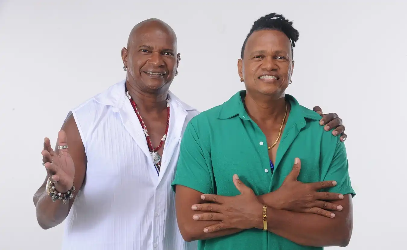 Imagem de Terça com Samba: Viola de Doze comanda show no Pelourinho