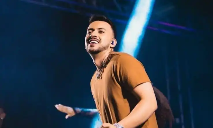 Imagem de Cantor Pedro Vinícius segue com agenda movimentada e shows em Pernambuco e Tocantins