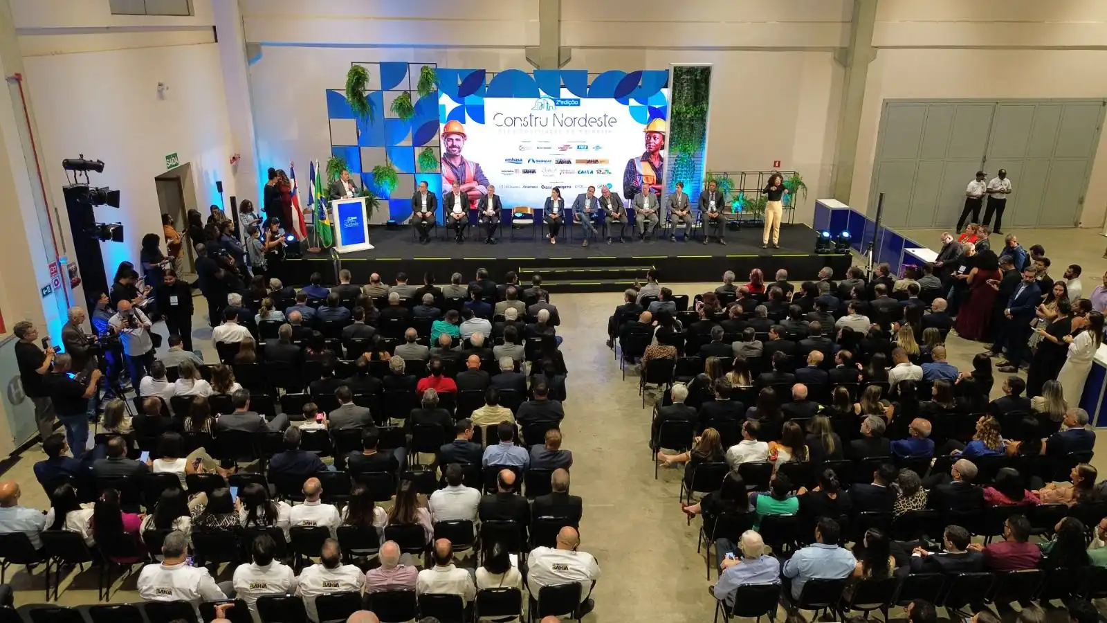 Imagem de Abertura da "ConstruNordeste 2025" reúne autoridades e lideranças do setor da construção civil nesta quarta-feira (15)