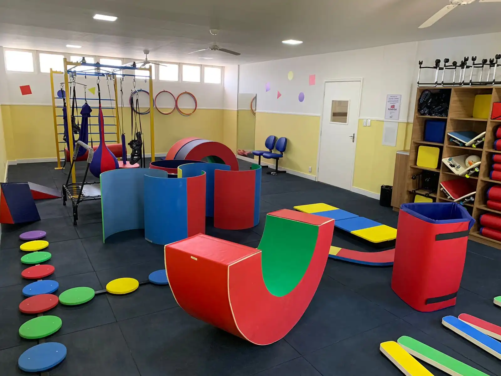 Imagem de Pacientes do Instituto de Cegos da Bahia são presenteados com nova Sala de Psicomotricidade