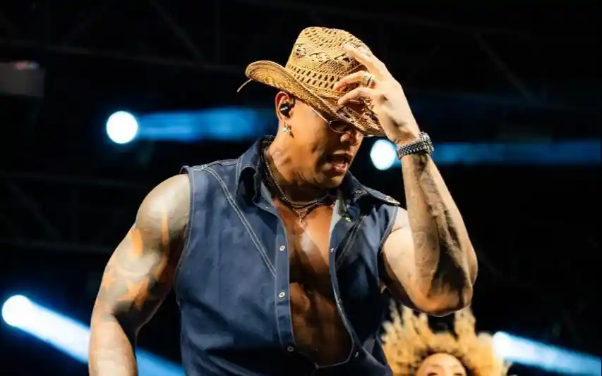 Imagem de Léo Santana levará o forrogode e a ‘fuleragem’ ao Parque de Exposições de Salvador